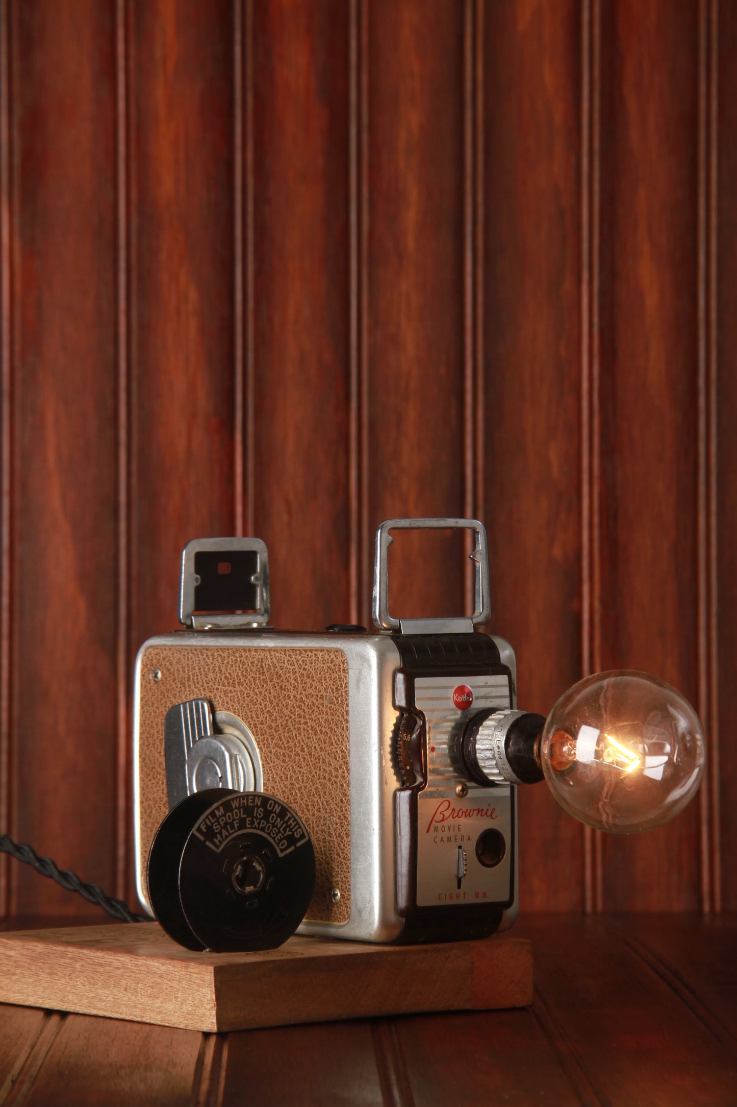 Brownie 8mm Lamp