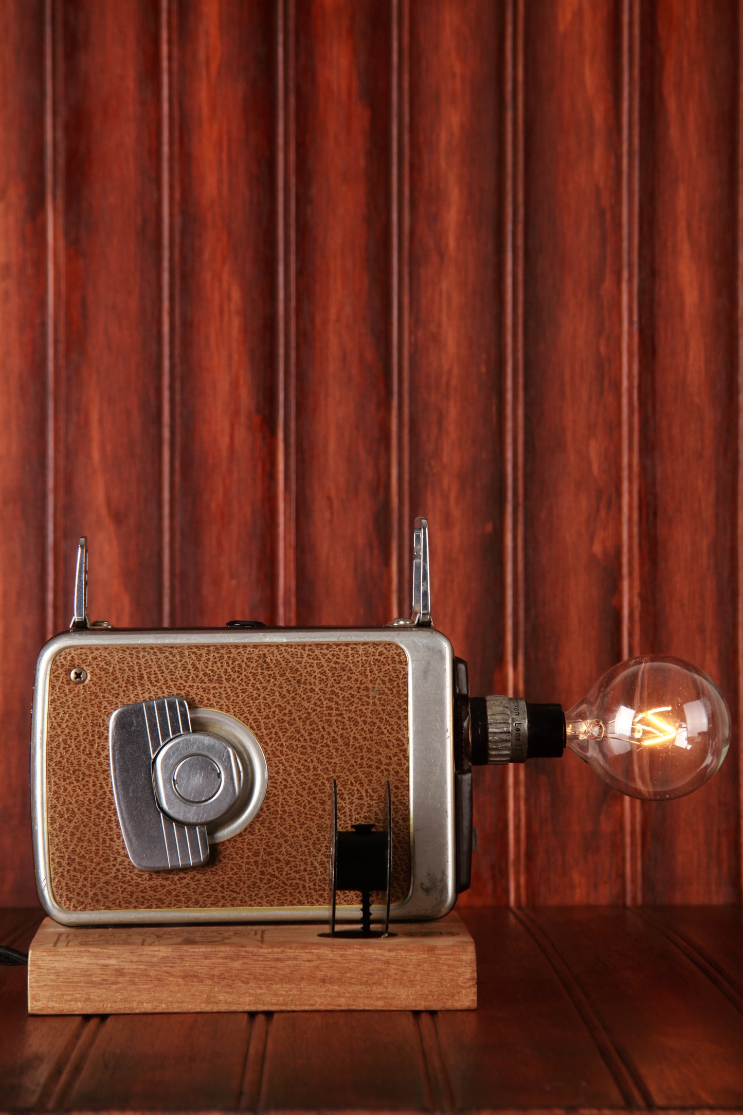 Brownie 8mm Lamp