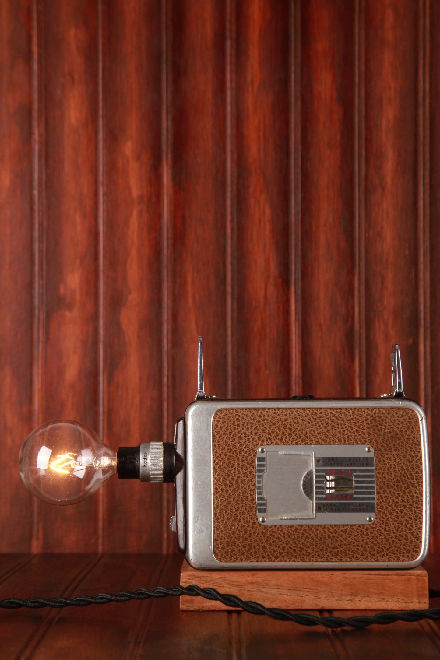 Brownie 8mm Lamp