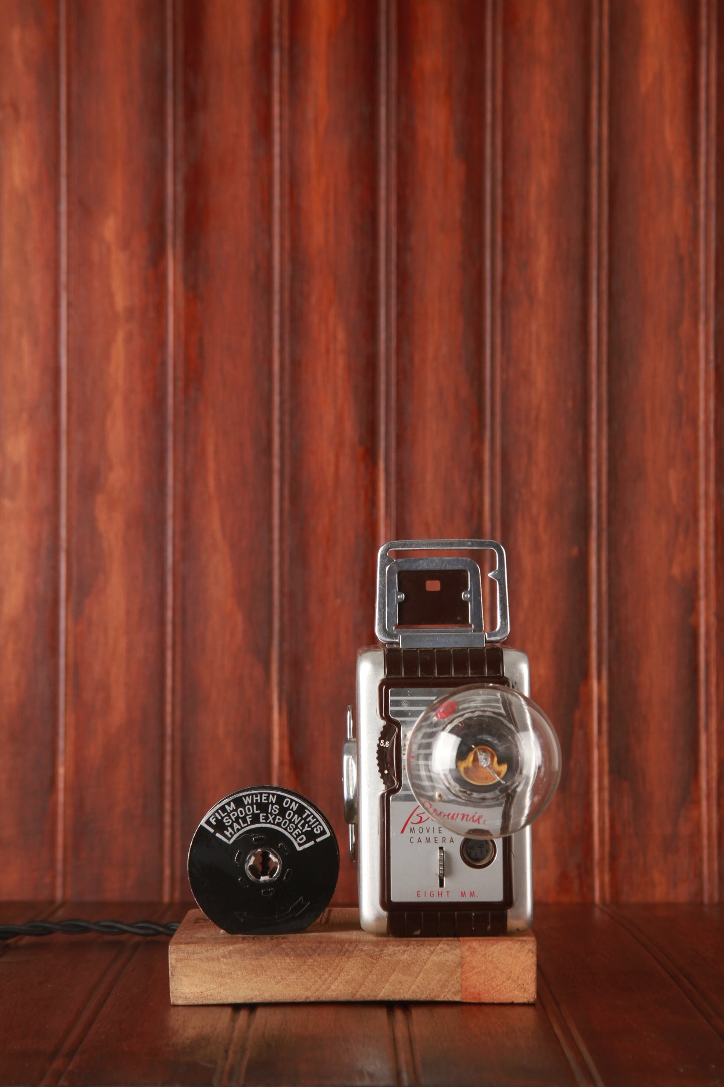 Brownie 8mm Lamp