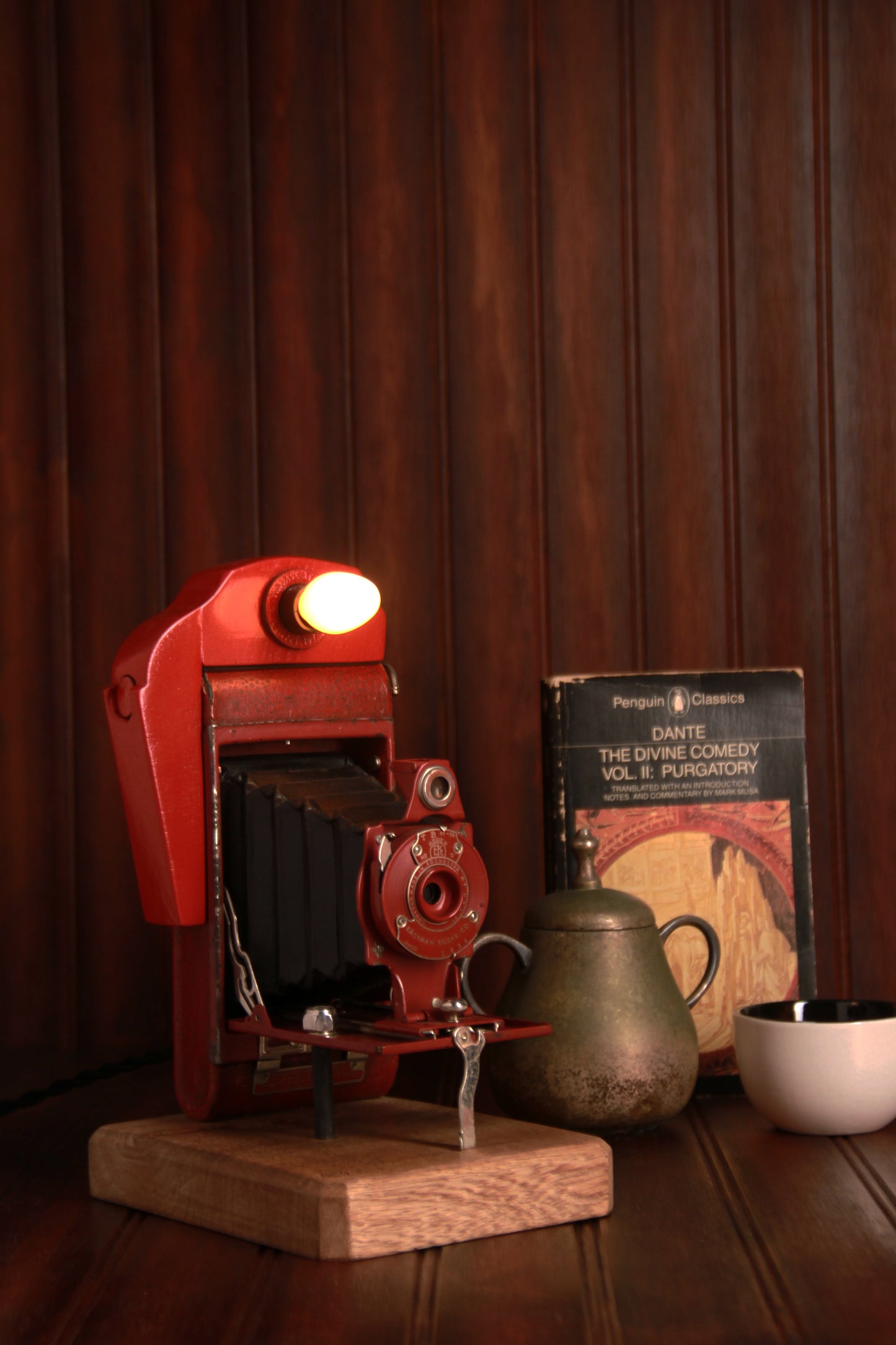 Eastman Rose Rainbow Hawkeye