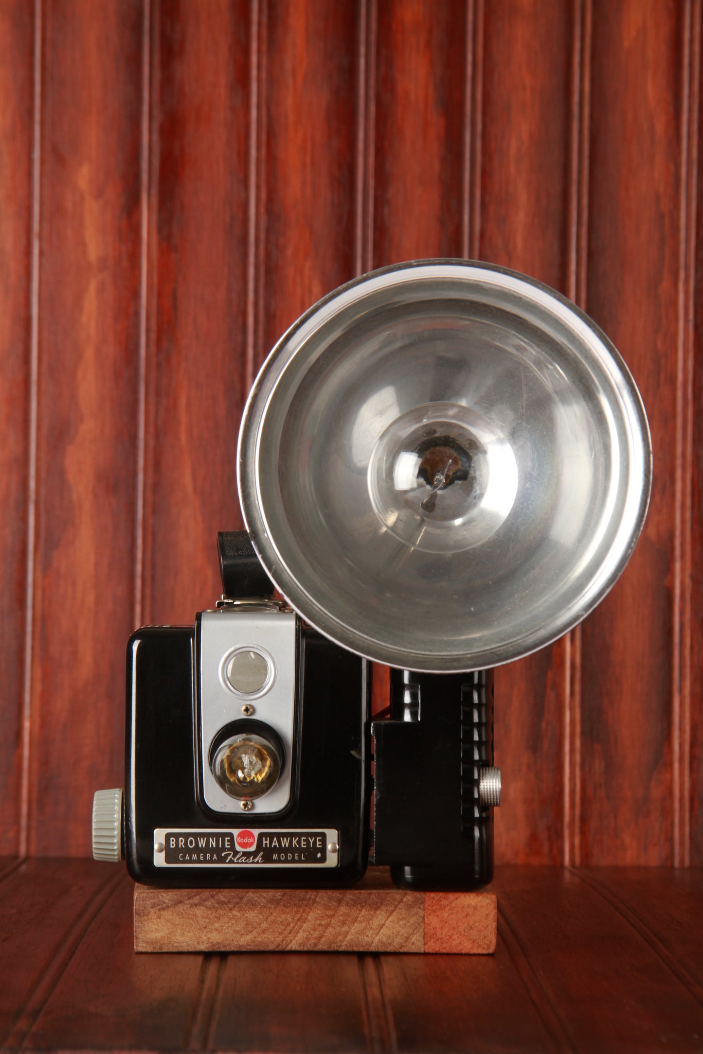 Brownie Hawkeye Camera Lamp