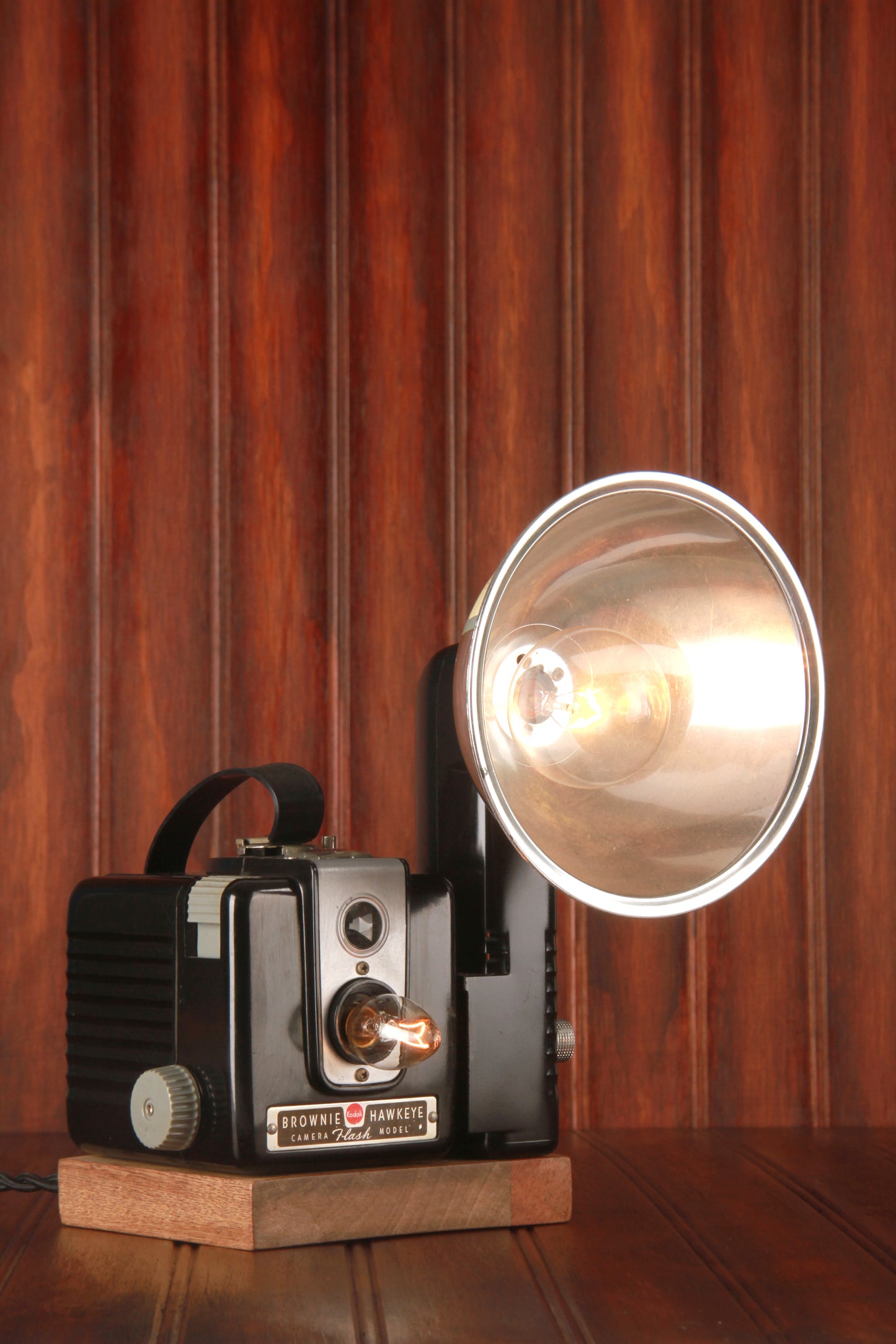 Brownie Hawkeye Camera Lamp