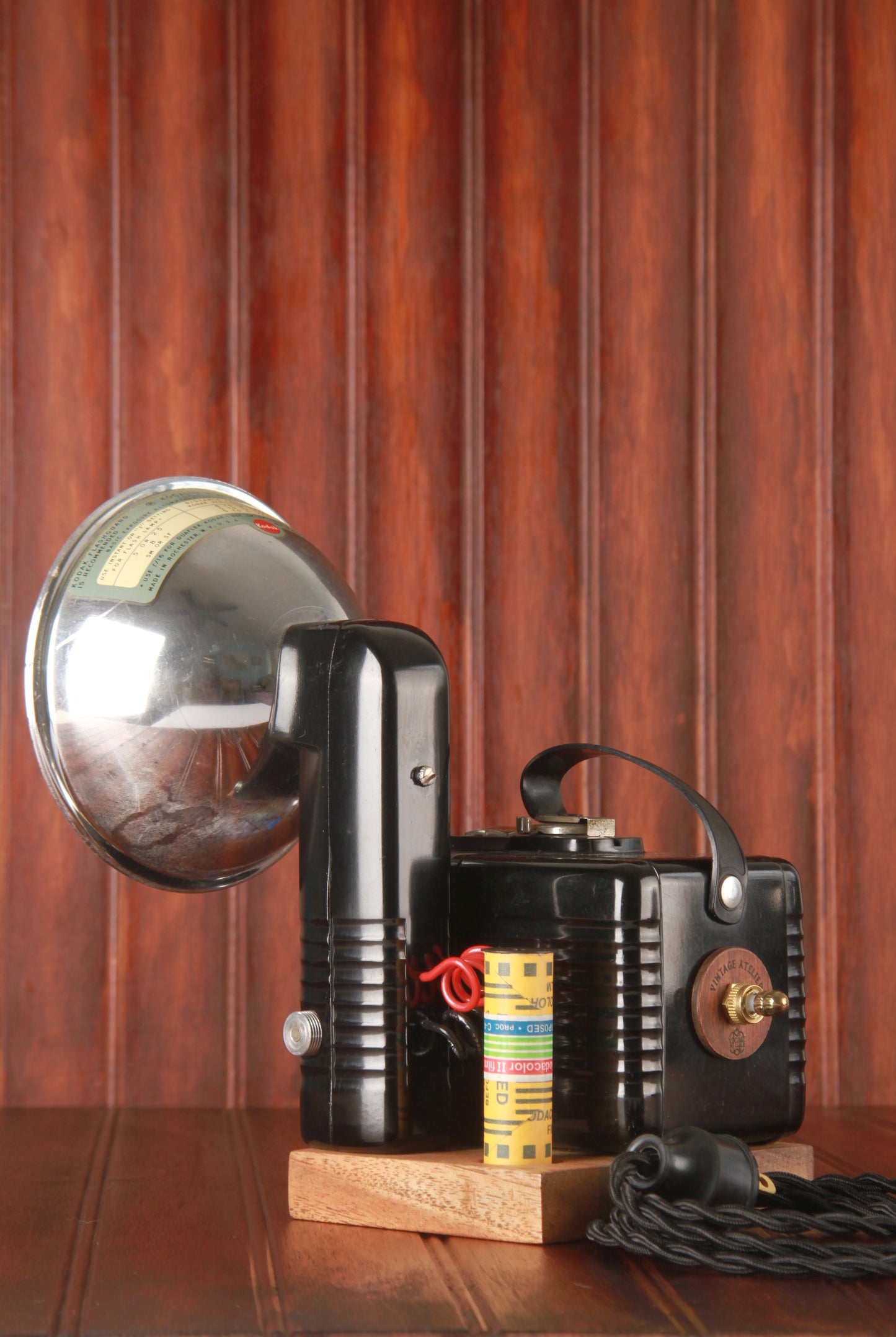 Brownie Hawkeye Camera Lamp