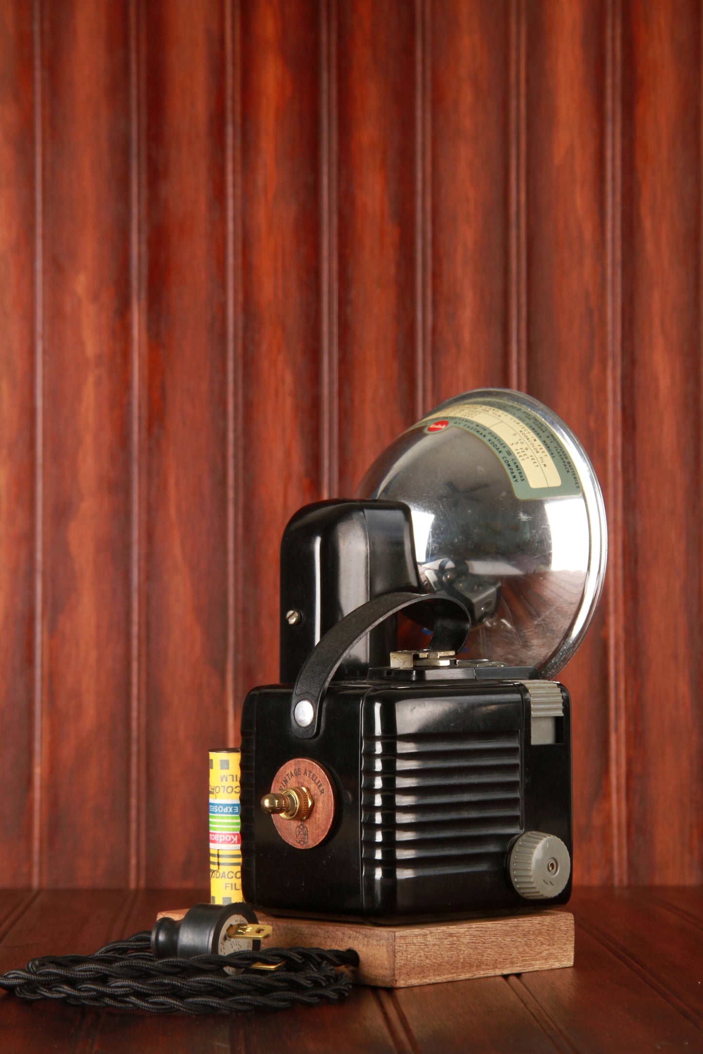 Brownie Hawkeye Camera Lamp