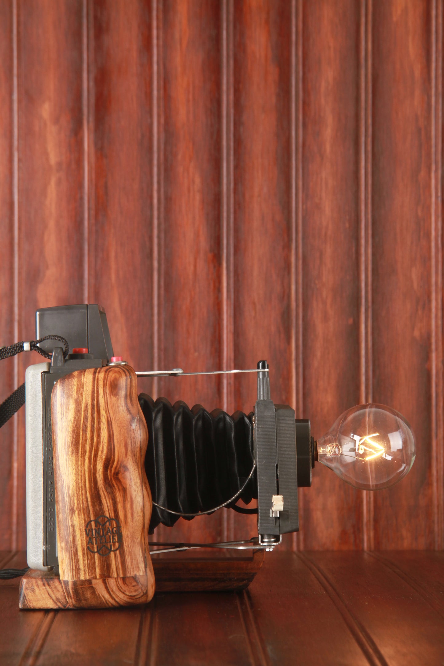 Polaroid 210 Land Camera Lamp