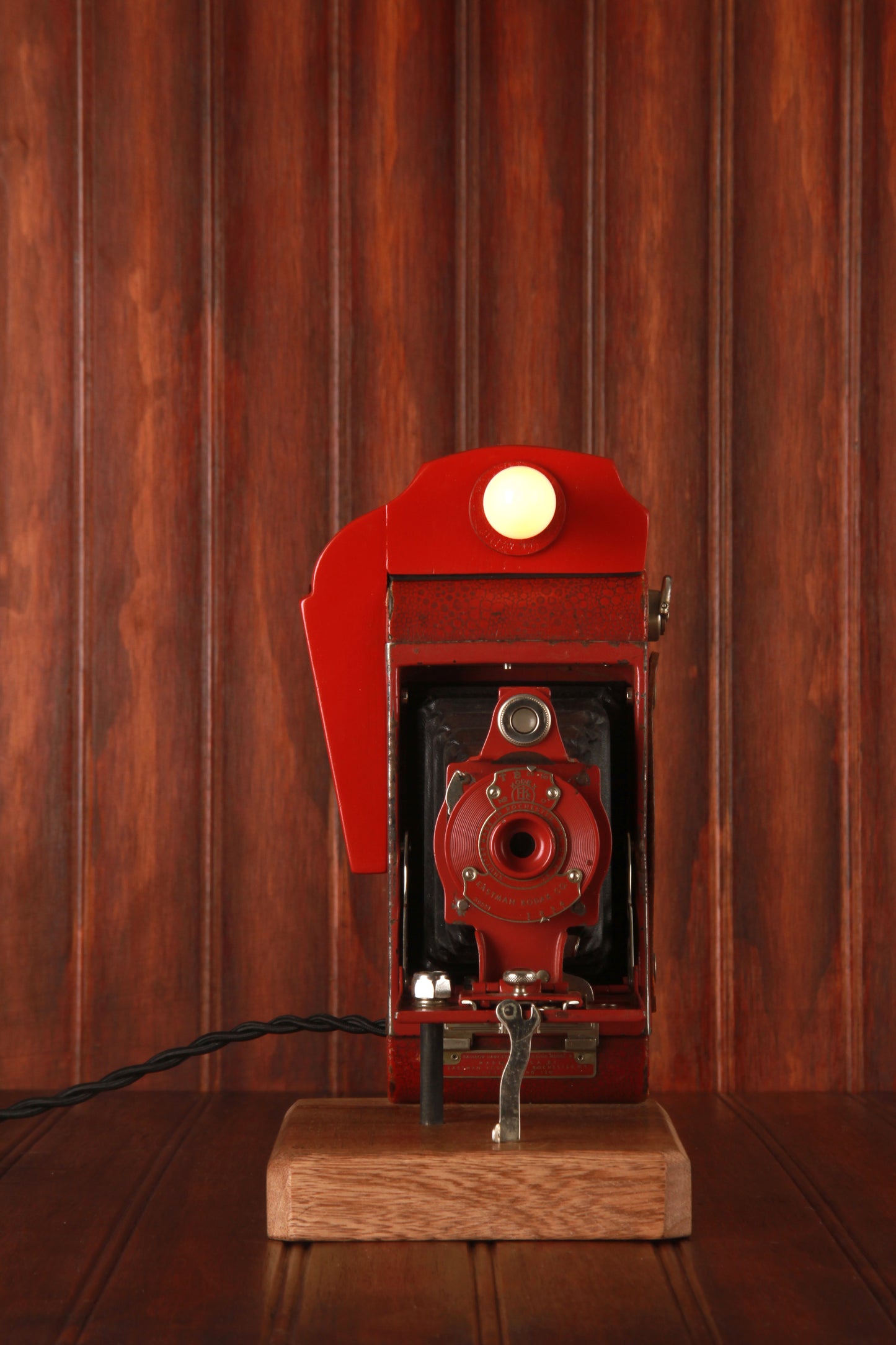 Eastman Rose Rainbow Hawkeye