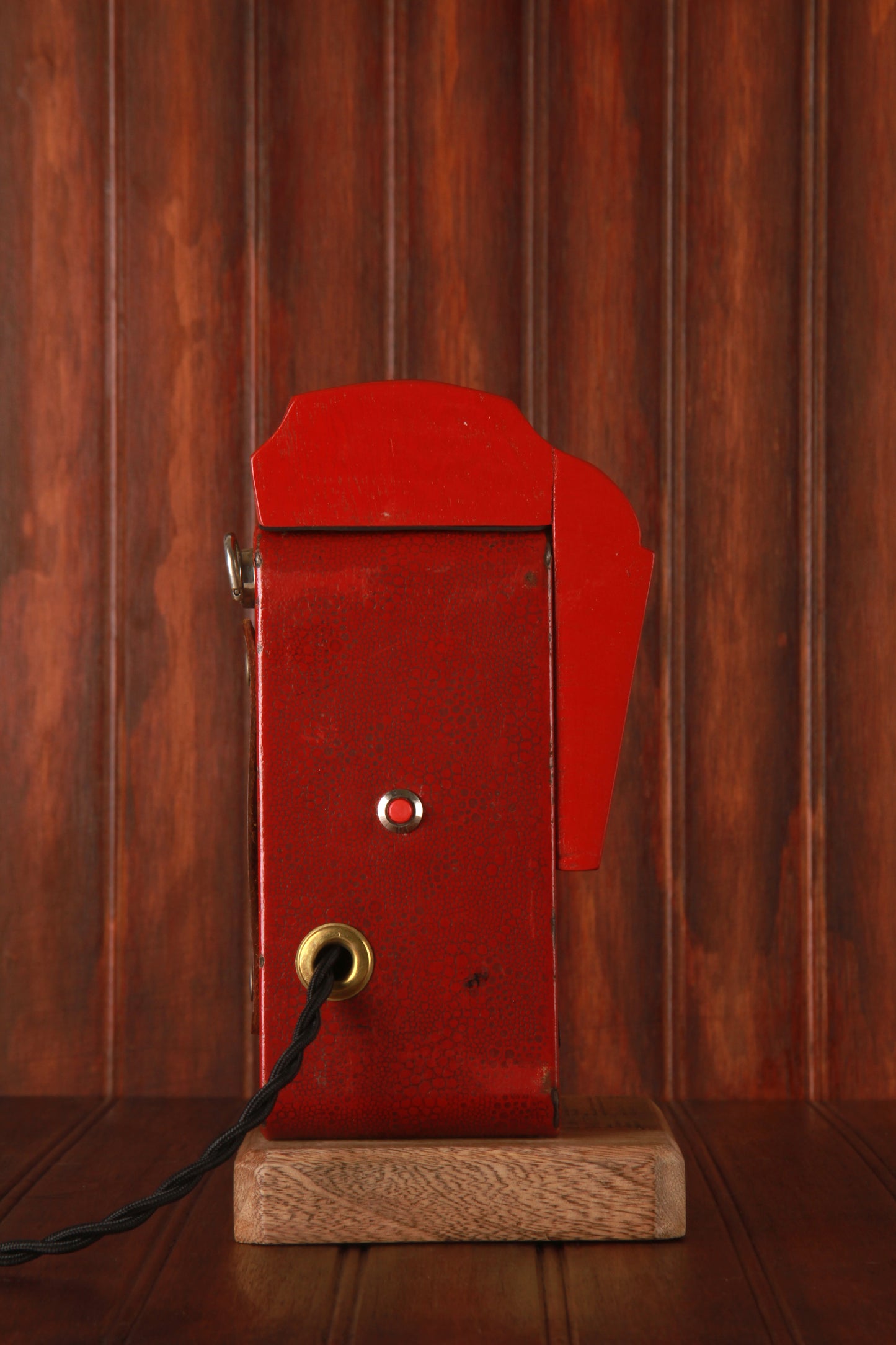 Eastman Rose Rainbow Hawkeye