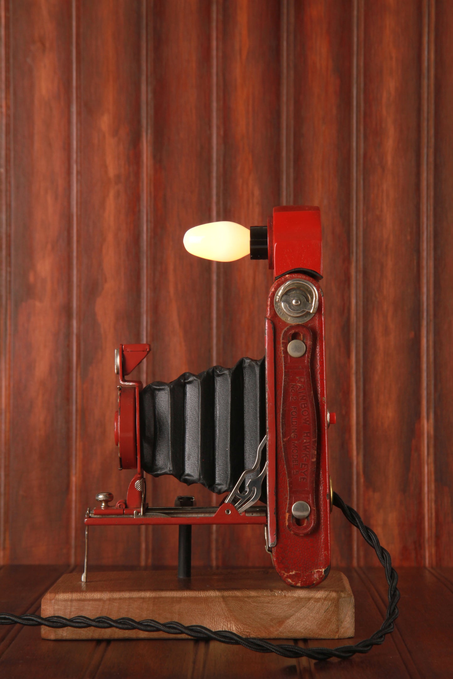 Eastman Rose Rainbow Hawkeye