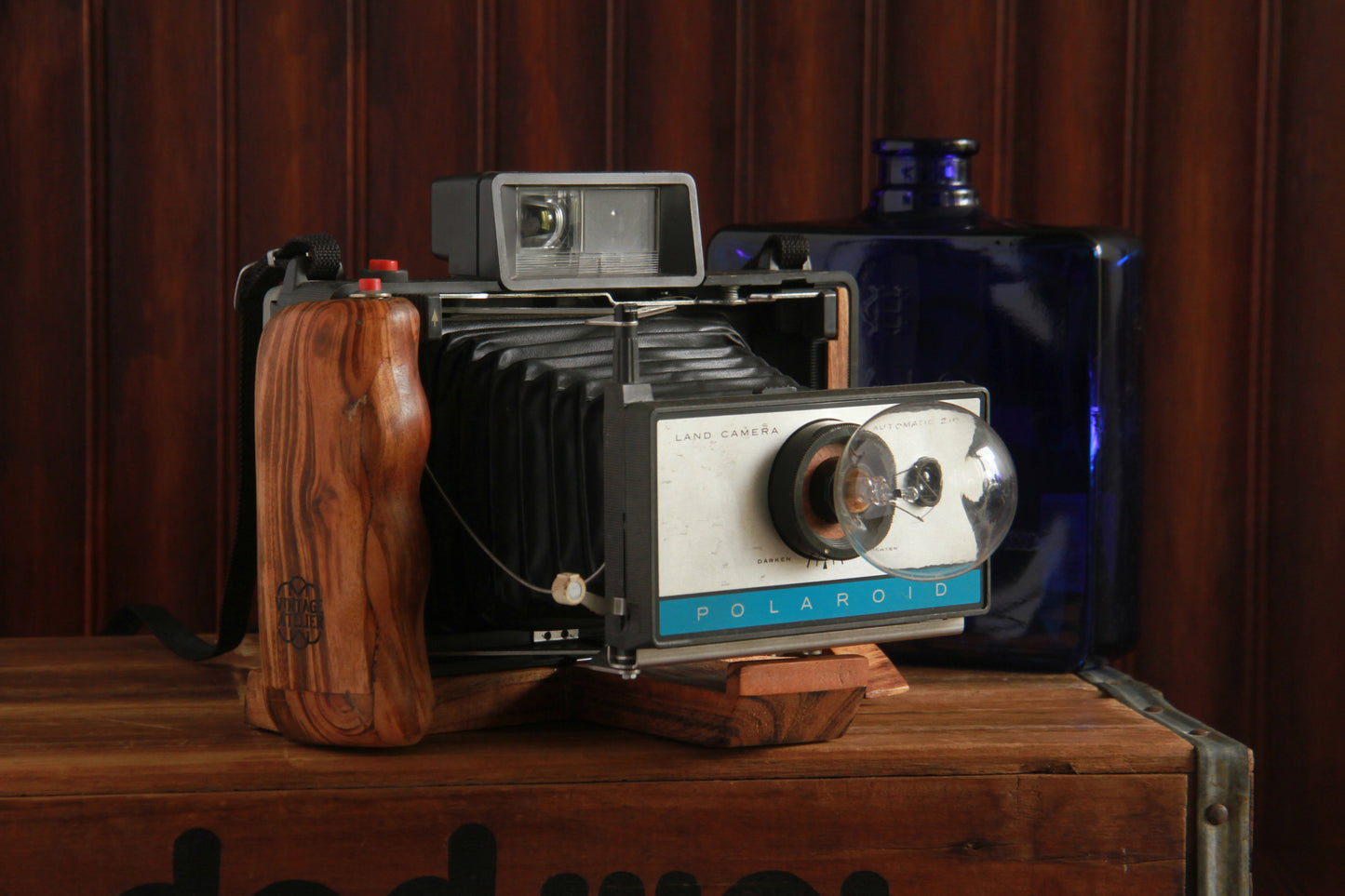 Polaroid 210 Land Camera Lamp